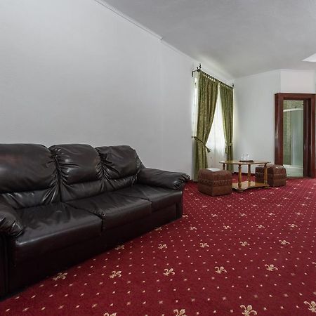 Complex Craiasa Muntilor Moieciu Hotel Моечу де Жос Екстериор снимка